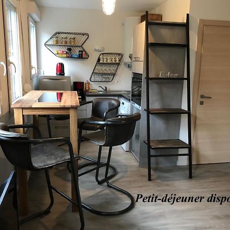 Апартаменты Joli Studio - 10 Min A Pied Du Lac Анси Экстерьер фото